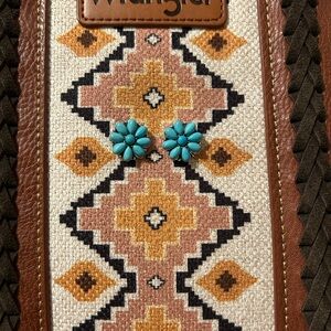 Wrangler Turquoise Flower Earrings